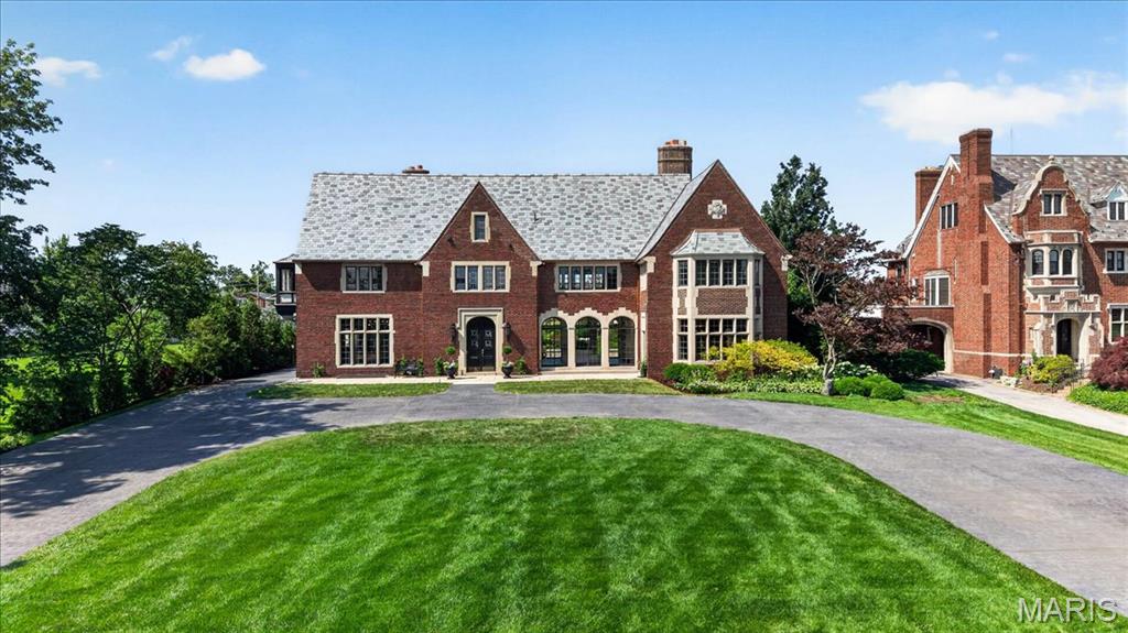 5795 Lindell Boulevard, St Louis City, MO, 63112 - 5 bed, 8 bath home for sale in St Louis, MO
