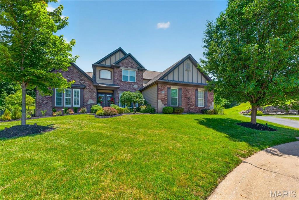 9818 Grandview Lake Court, Sunset Hills, MO, 63127 - 5 bed, 5 bath home for sale in Sunset Hills, MO
