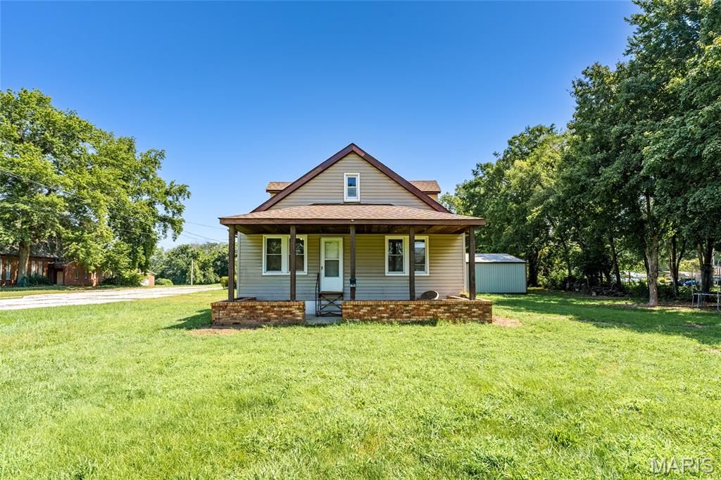 6223 Church Road, Centreville, IL, 62207 - 2 bed, 1 bath home for sale in Centreville, MO