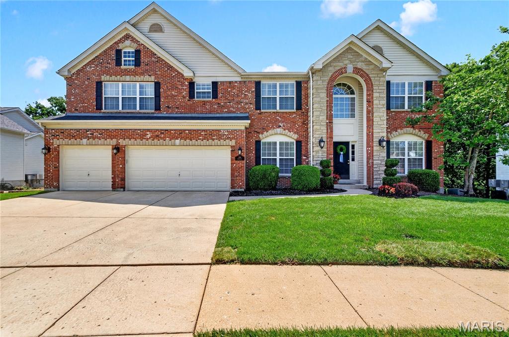 414 Gillham Court, Ballwin, MO, 63021 - 4 bed, 4 bath home for sale in Ballwin, MO