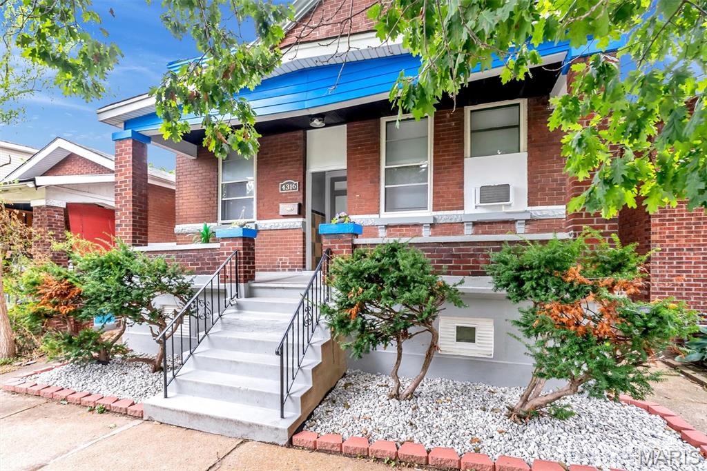 4316 Gertrude Avenue, St Louis City, MO, 63116 - 2 bed, 2 bath home for sale in St Louis, MO
